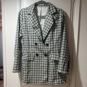 Houndstooth blazer